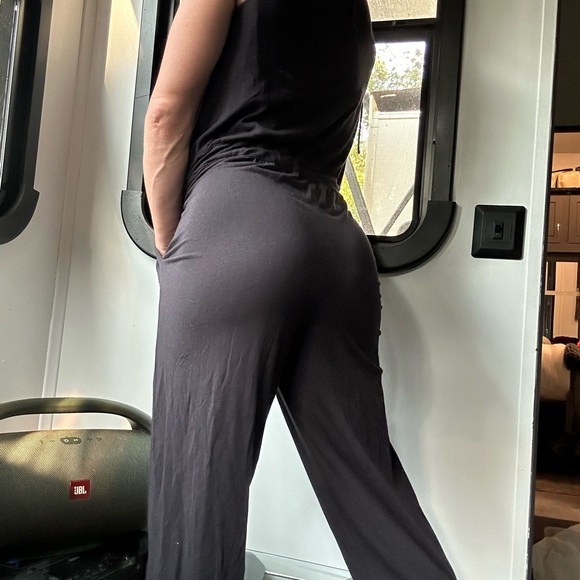 Jumpsuit - Picture 3 of 7